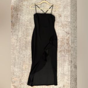 Windsor Small Formal Dress With Slit Black